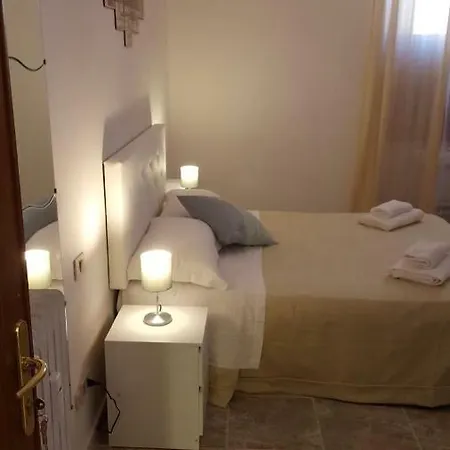 Bed & Breakfast Halyna *