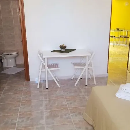 Halyna Bed & Breakfast *